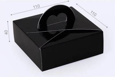 Коробка ручка - сердечко черная Анст