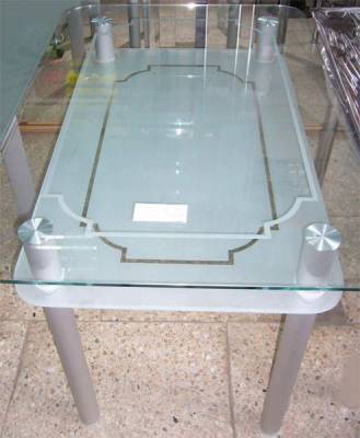 Купить стол обеденный 1050x650x750мм Синодонтис