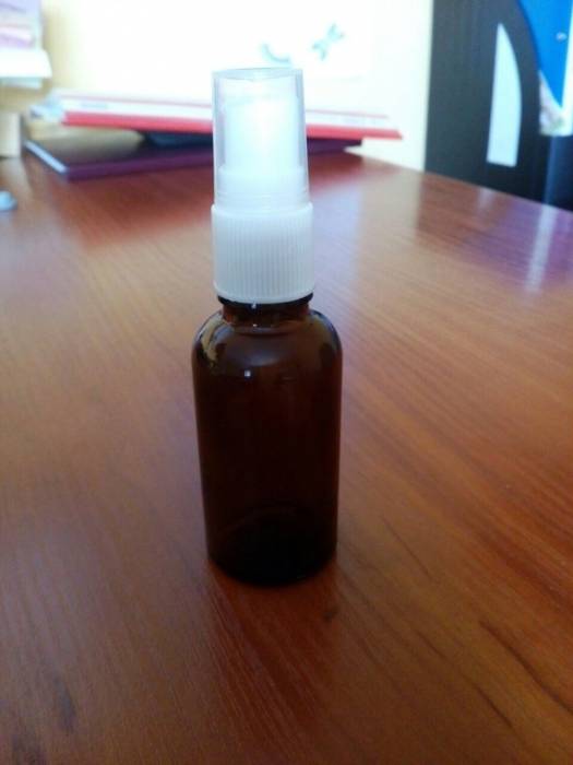 Купити Купити Купить Крышка пластик с КВП "Санит" 18 мм универсальная в Україні в Україні