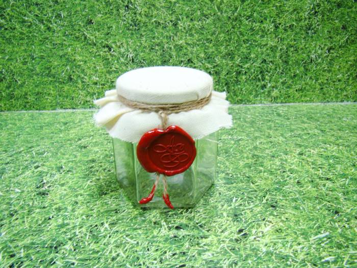 Эксклюзивная баночка Авокадо в форме шестигранника объёмом 0.196 л 1