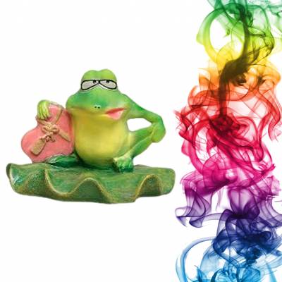 Садвая фигура купить Влюбленный жаб высота 17 см вишня