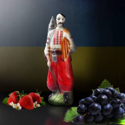 Штоф керамический &quot;Казак в вышиванке&quot; 1 л