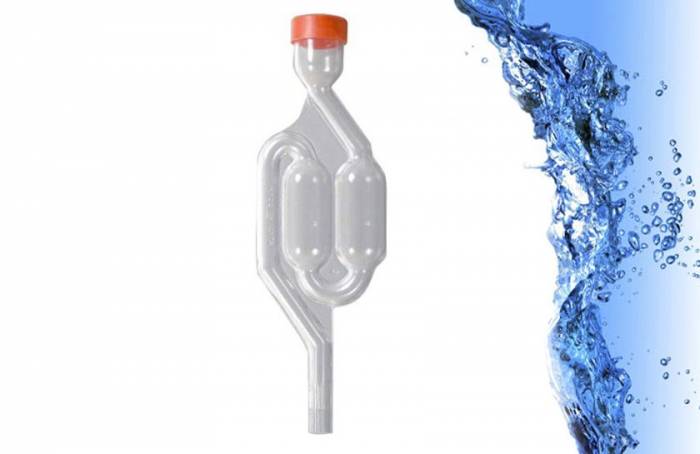 Водяной затвор S-образный