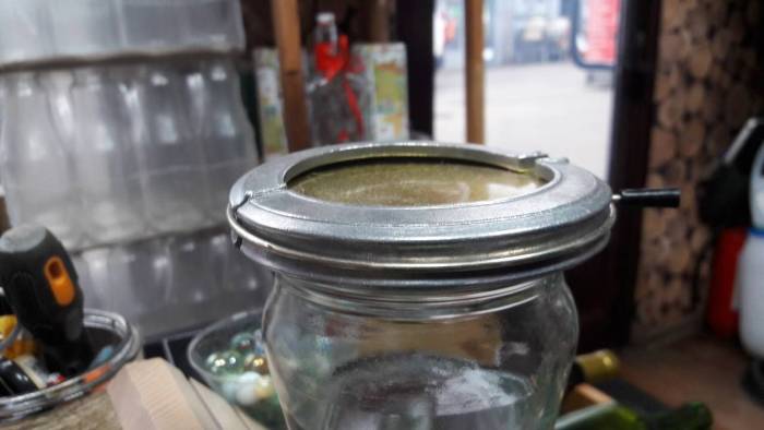 Купити Купити Стеклянная банка с резьбой Алибаба 0,350 л в розницу и оптом в Україні в Україні