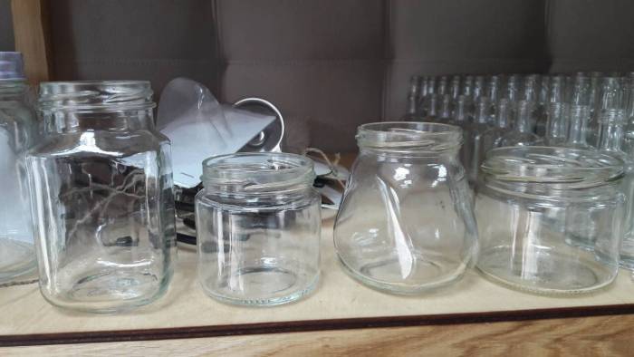 Купити Купити Стеклянная банка с резьбой Алибаба 0,350 л в розницу и оптом в Україні в Україні