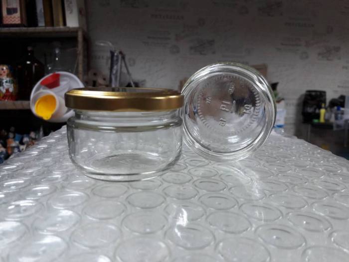 Купити Купити Стеклянная банка с резьбой Алибаба 0,350 л в розницу и оптом в Україні в Україні