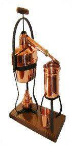 Аламбик с рукояткой на деревянной подставке 30 литров Феличе