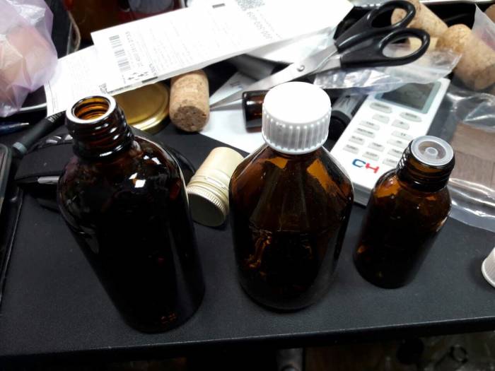 Купити Купити Купить Флакон медицинский коричневый 5 мл ФВ 5 18 Украина в Україні в Україні