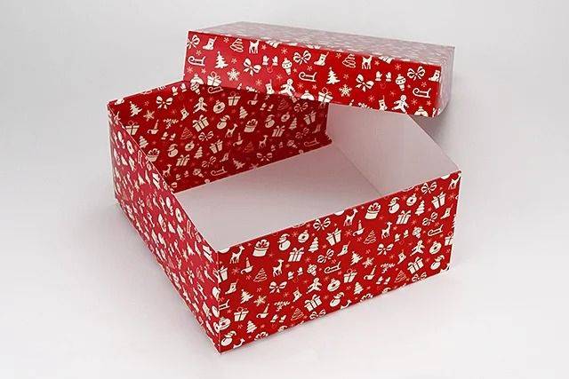 Коробка киев новый год, красная Банаба