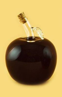 Бутылка в виде персика 2