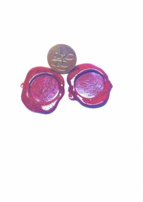 Сургучное клеймо с индивидуальным авторским дизайном двумя буквами ЕА. Заказать себе эксклюзивную печать по индивидуальному макету 30 мм 2