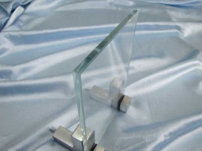 Купить стекло сверхпрозрачное толщиной 10мм Альтолампрологус