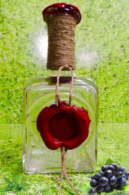 Бутылка для ресторана красивая с сургучным оттиском Емае 500 мл  4