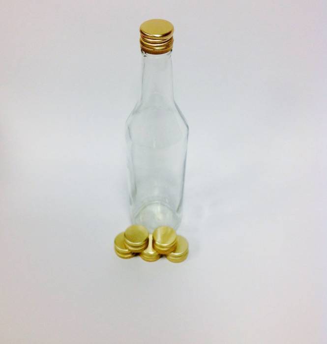 Колпак алюминиевый с готовой винтовой нарезной резьбой Стронг 28х18 мм. Все что необходимо это накрутить колпак и обжать-обкатать нижнюю контрольную юбку высотой 4 мм.