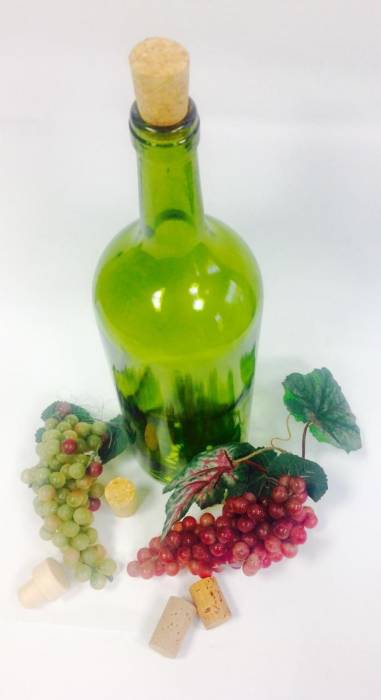 Большая бутылка винная оливковая 1,5 л Бухарест 1 2