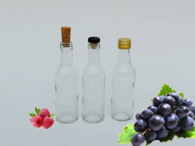 Реализация мини-бутылки шкалик горло под резьбу Андорра 50 г