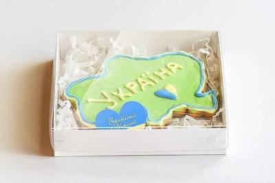 Коробка квадриус белая с пластиком Бонавентюр