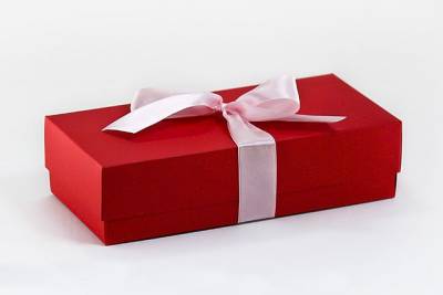 Коробка для подарков Пикардия красная