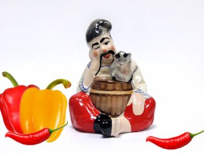 Штоф керамический для народа-Пьяный козак. Купить бутылку веселого оформления на подарок 0.75 литра