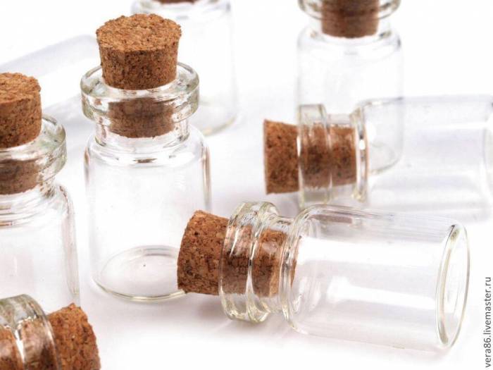 Купити Купити  Скляна косметична банка 30 мл Зелений змій в Україні в Україні