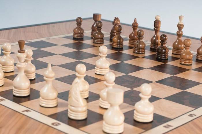 Шахматы сувенирные Хилон