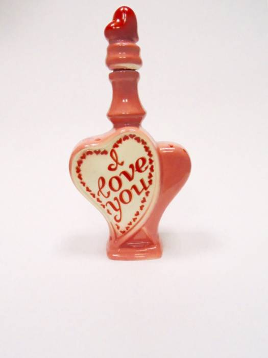 Фарфоровый штоф пульсирующие сердца I love you