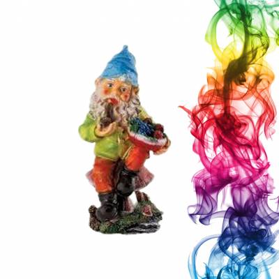 Садовая фигура купить Гном с ягодами высота 44 см смородина