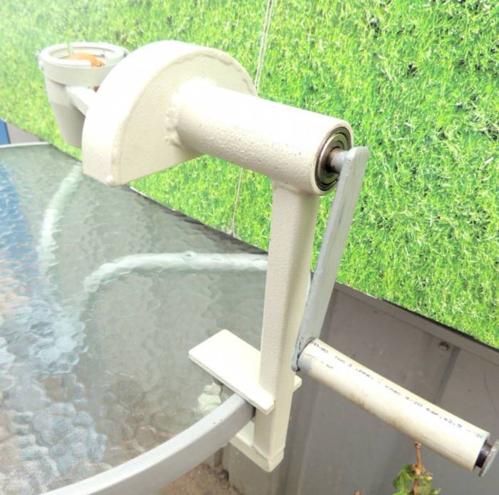 Купить механический орехокол "Зубр" от производителя